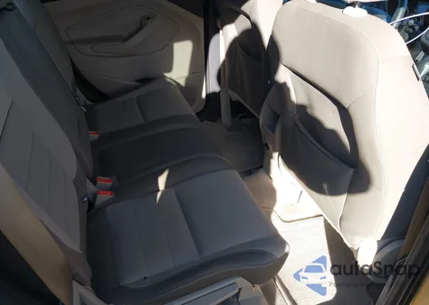 2015 Ford Escape Se from USA, damaged, VIN 1FMCU0GX2FUB00585